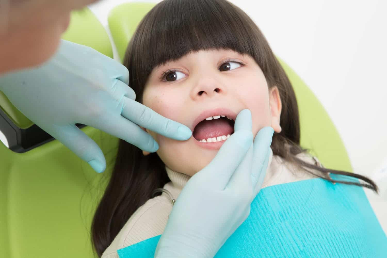 Çocuğunuzun Sağlıklı Diş Etleri Olduğunu Gösteren 6 İşaret